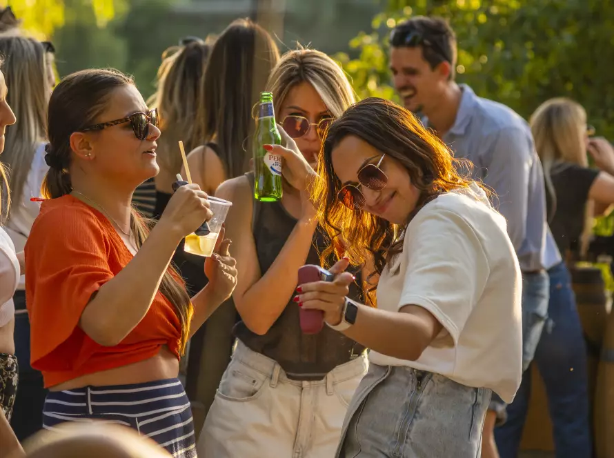 A legjobb hangulatú szabadtéri programok Budapesten a Kopaszi kertben